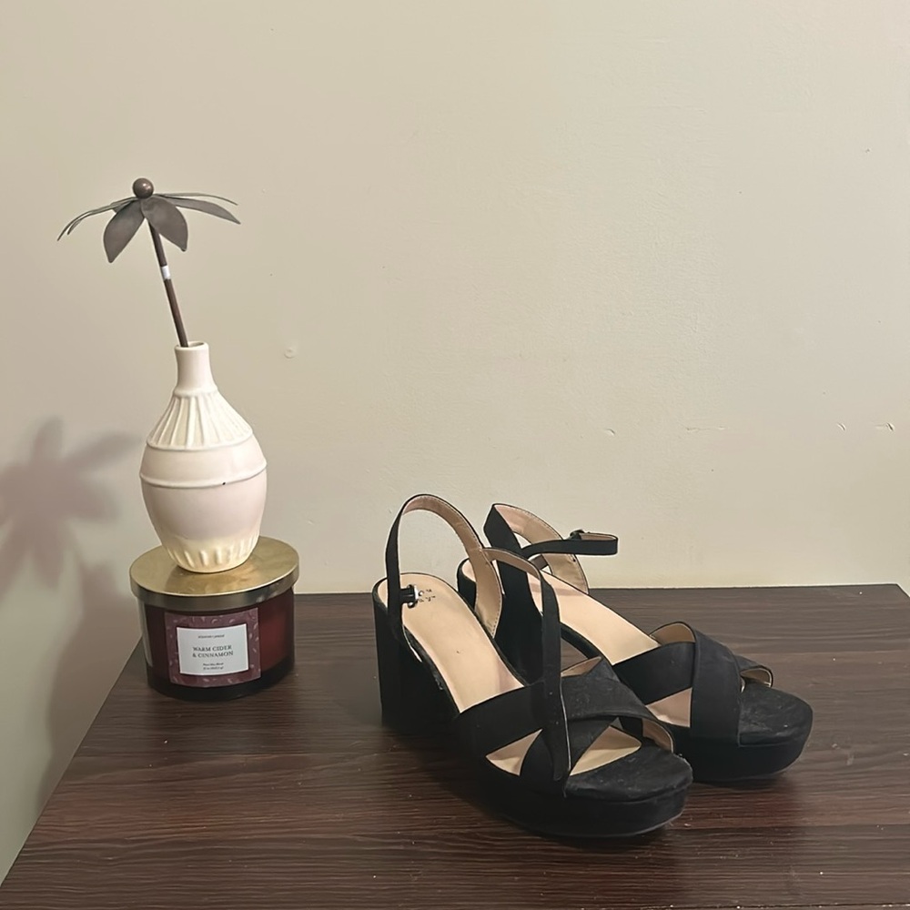 Classic faux suede Sandals